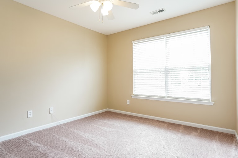Photo 20 of 25 - 8302 Aspen Mountain Ct, Raleigh, NC 27616