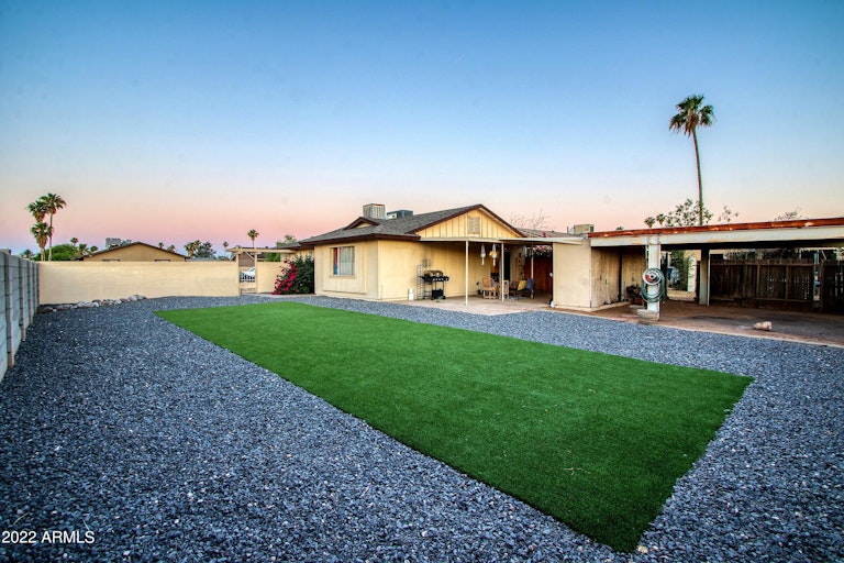 Photo 31 of 41 - 5202 S 46th Pl, Phoenix, AZ 85040