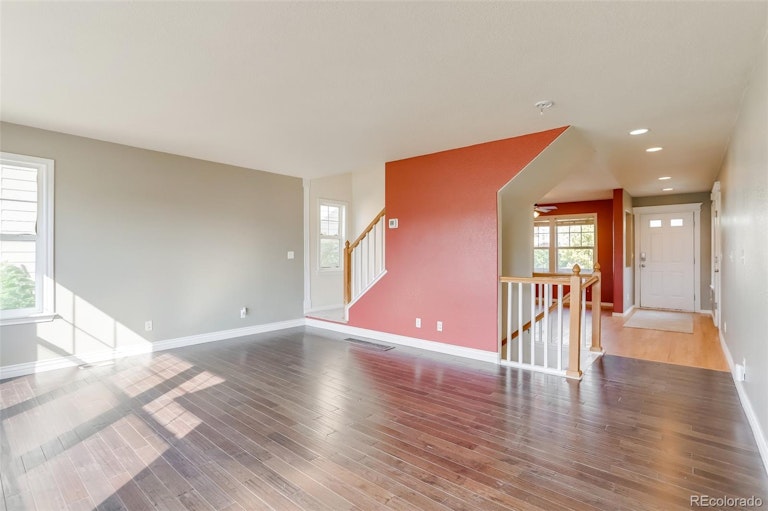 Photo 11 of 40 - 10712 Dayton Way, Commerce City, CO 80640