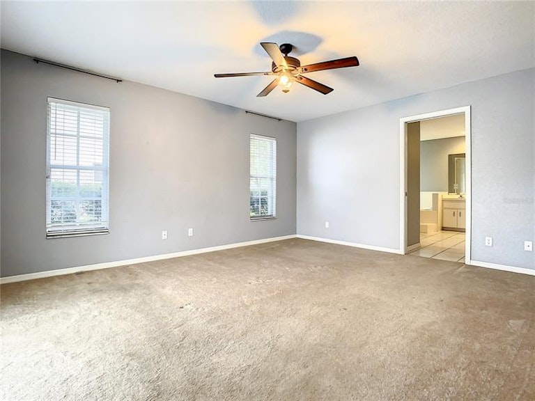 Photo 16 of 41 - 6923 Ashbury Dr, Lakeland, FL 33809