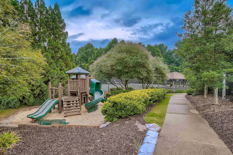 Photo 34 of 34 - 468 Greyfield Dr, Canton, GA 30115