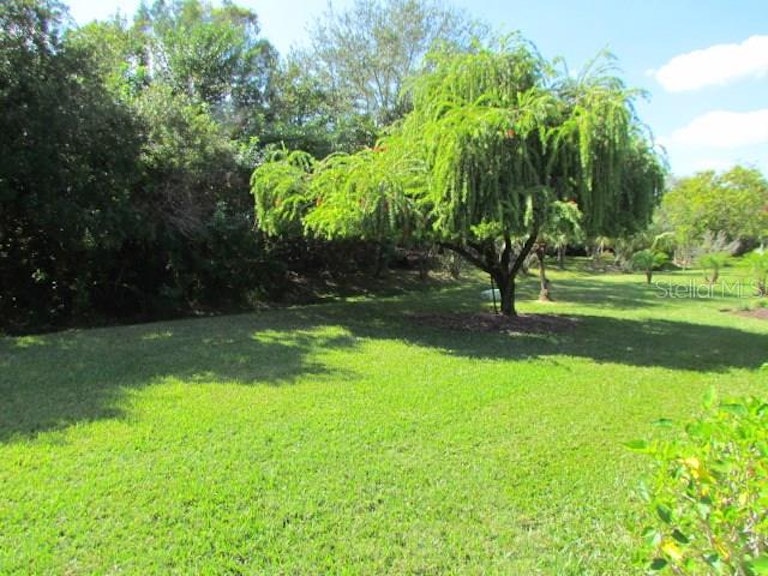 Photo 3 of 20 - 2129 Date Palm Way, Venice, FL 34292