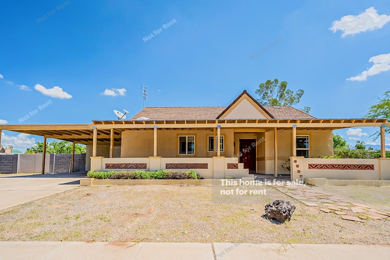 Photo 1 of 15 - 9460 N Heron Pl, Tucson, AZ 85742