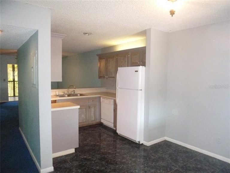 Photo 4 of 24 - 11201 122nd Ave #202, Largo, FL 33778