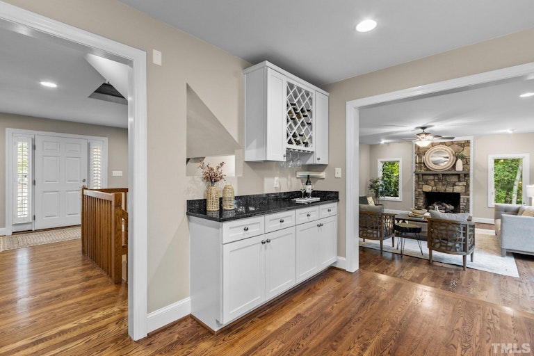 Photo 19 of 66 - 124 Fawn Ridge Rd, Chapel Hill, NC 27516