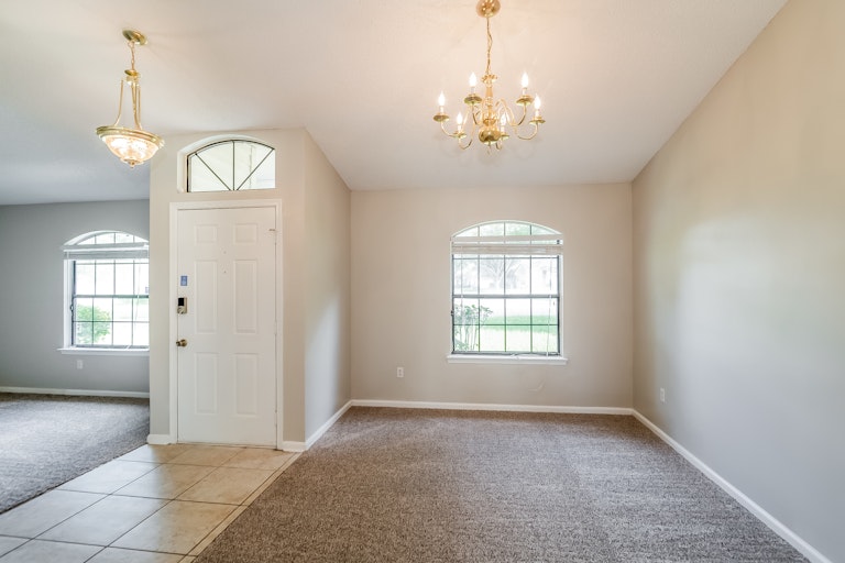 Photo 7 of 25 - 8529 Catsby Ct, Jacksonville, FL 32244
