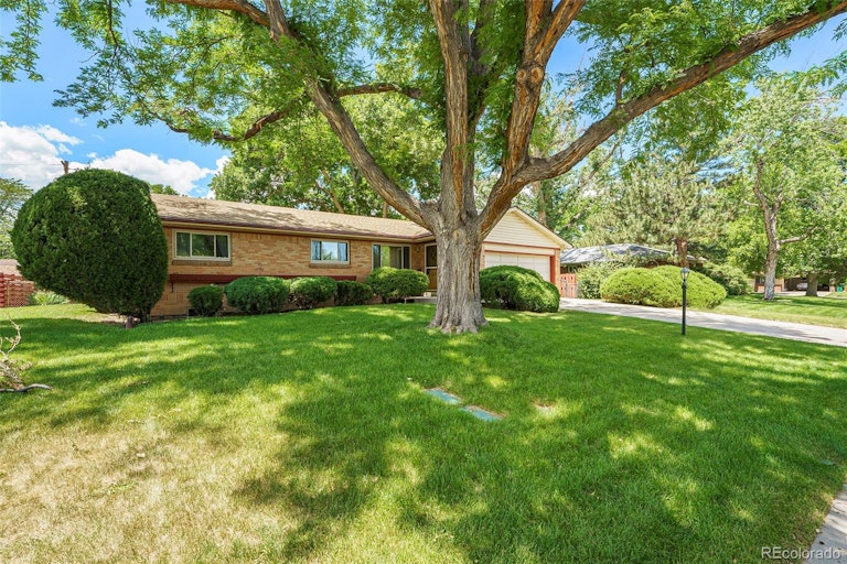 Photo 2 of 21 - 319 Quay St, Lakewood, CO 80226
