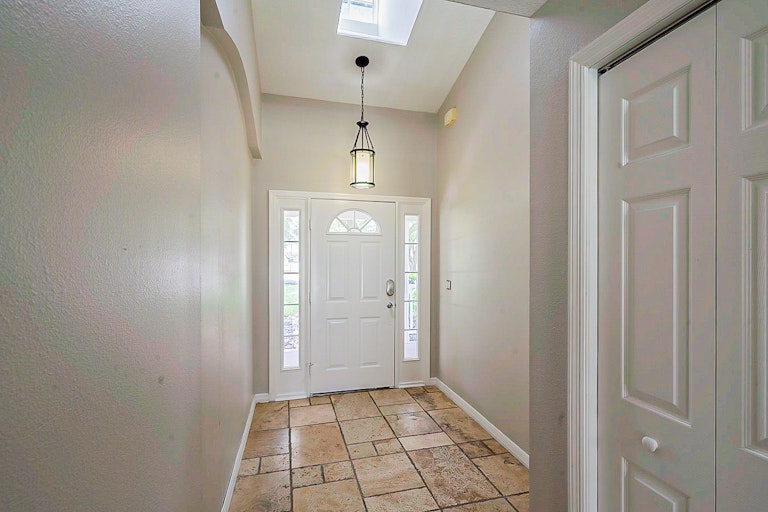 Photo 9 of 30 - 10455 Carlson Cir, Clermont, FL 34711