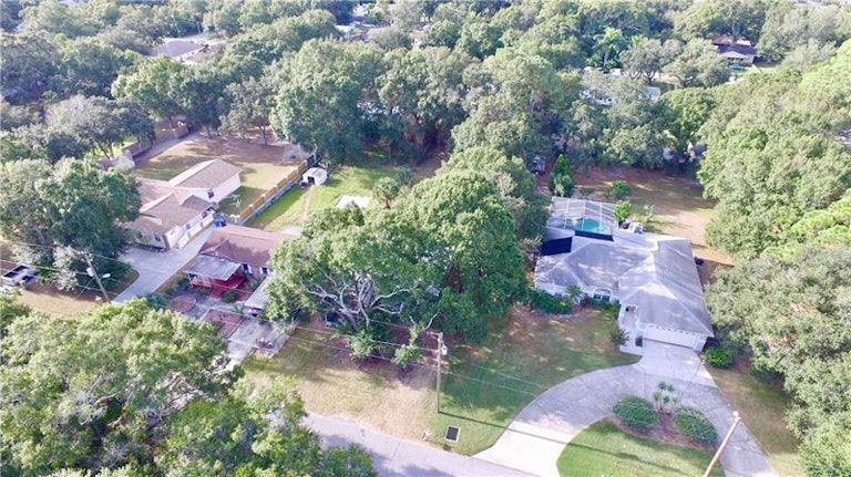 Photo 6 of 25 - 10014 Parsons St, Tampa, FL 33615