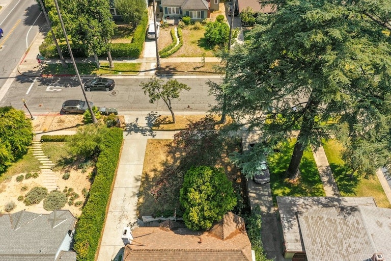 Photo 33 of 38 - 1791 Rose Villa St, Pasadena, CA 91106
