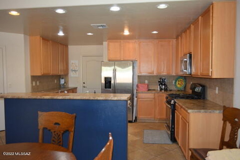 Photo 8 of 31 - 7589 E Truces Pl, Tucson, AZ 85715