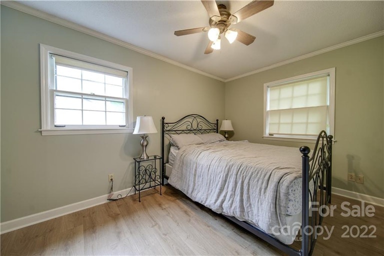 Photo 28 of 47 - 5802 Hillcrest Cir, Indian Trail, NC 28079