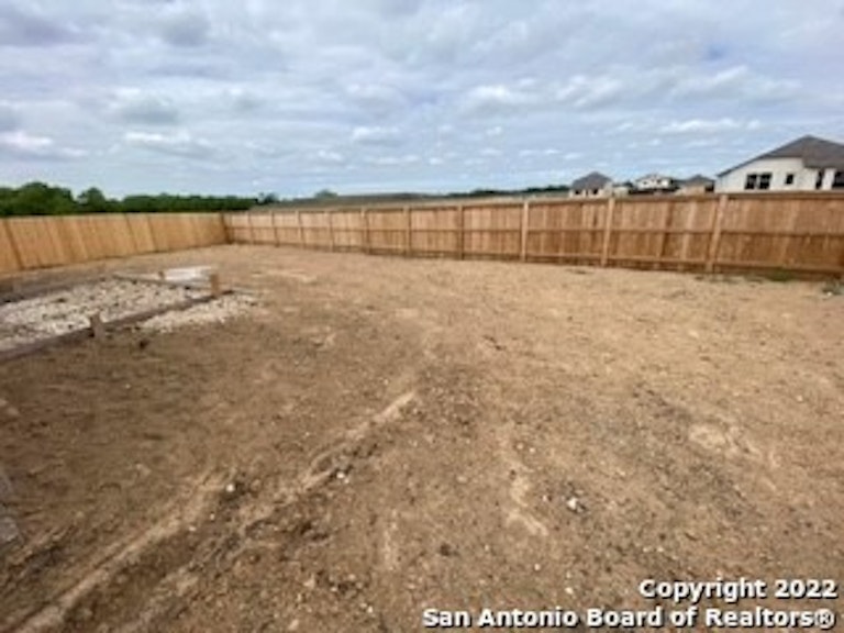 Photo 5 of 8 - 7943 Navarro Mls, San Antonio, TX 78252