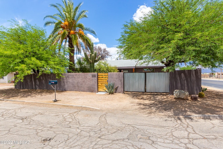 Photo 2 of 46 - 5055 E Baker St, Tucson, AZ 85711