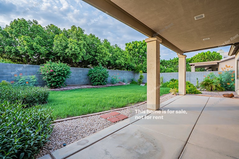 Photo 18 of 20 - 532 N Cambridge St, Gilbert, AZ 85233