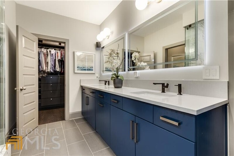 Photo 18 of 36 - 589 Broadview Pl NE, Atlanta, GA 30324