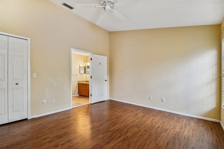 Photo 12 of 27 - 3678 Amelia Way, Palm Harbor, FL 34684
