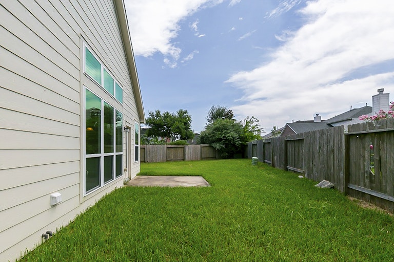 Photo 31 of 31 - 5703 Langham Dawn Ln, Houston, TX 77084