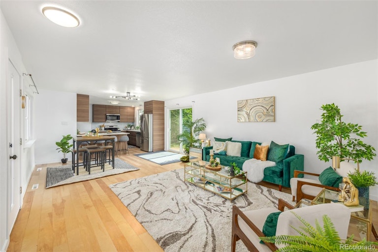 Photo 4 of 27 - 4650 Otis St, Wheat Ridge, CO 80033