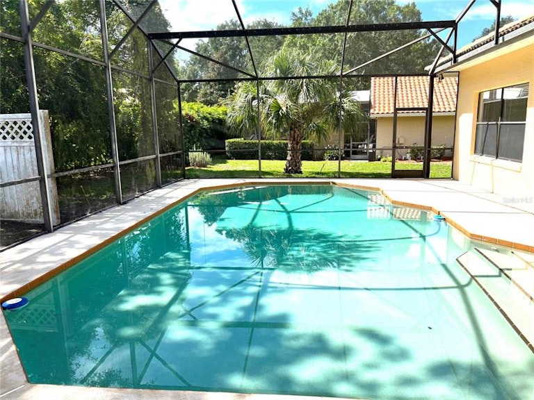 Photo 17 of 25 - 7717 Apple Tree Cir, Orlando, FL 32819