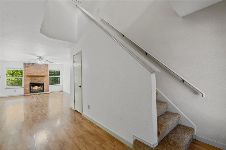 Photo 15 of 30 - 8801 Piney Creek Bnd, Austin, TX 78745