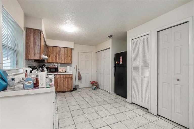 Photo 14 of 22 - 8803 N 13th St, Tampa, FL 33604