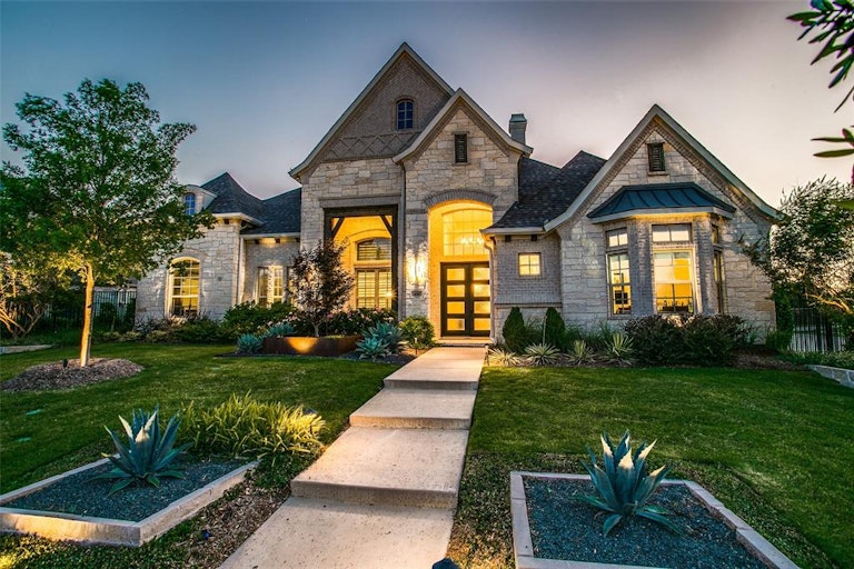 Photo 1 of 39 - 400 Cascade Springs Dr, Southlake, TX 76092
