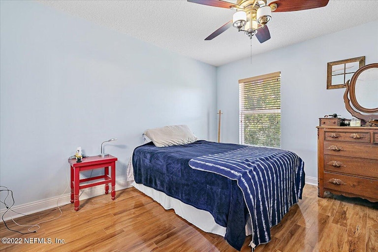 Photo 25 of 40 - 627 Battersea Dr, Saint Augustine, FL 32095