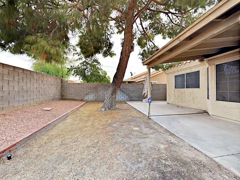 Photo 23 of 23 - 4302 E Windmere Dr, Phoenix, AZ 85048