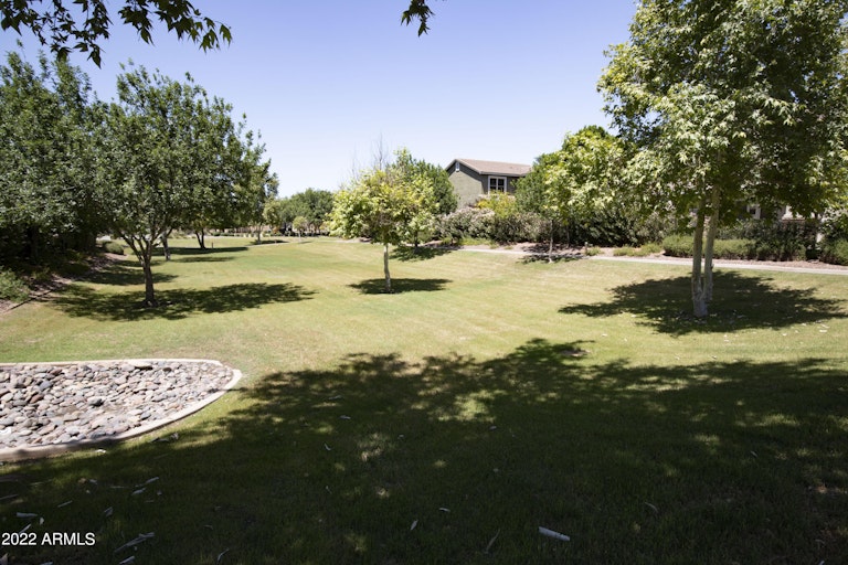 Photo 37 of 42 - 2358 E Hidalgo Ave, Phoenix, AZ 85040