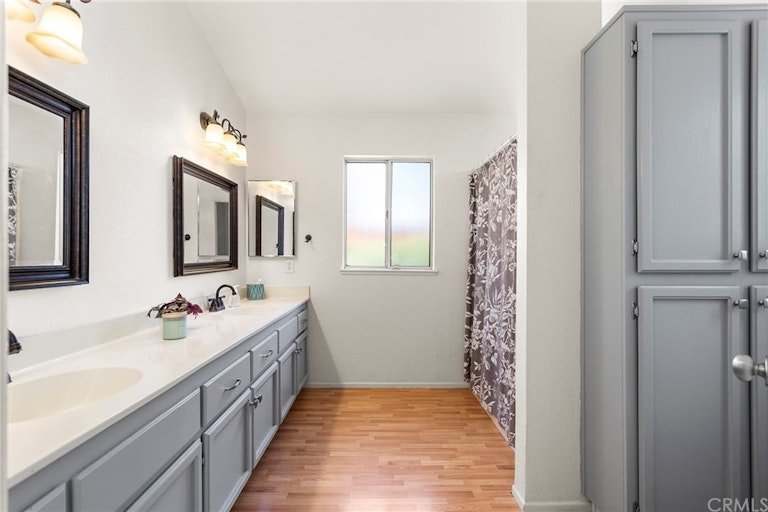 Photo 22 of 31 - 39629 Garin Dr, Murrieta, CA 92562