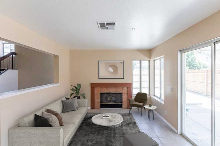 Photo 2 of 24 - 15641 Coventry Ln, Fontana, CA 92337