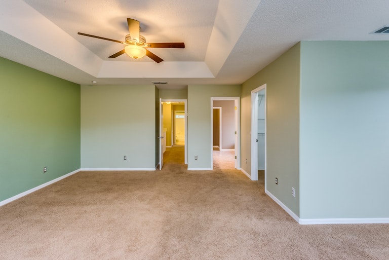 Photo 17 of 33 - 1019 Landview Ct, Orlando, FL 32828
