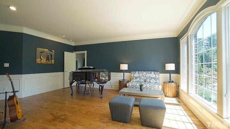 Photo 22 of 50 - 9414 Centerwood Dr, Raleigh, NC 27617