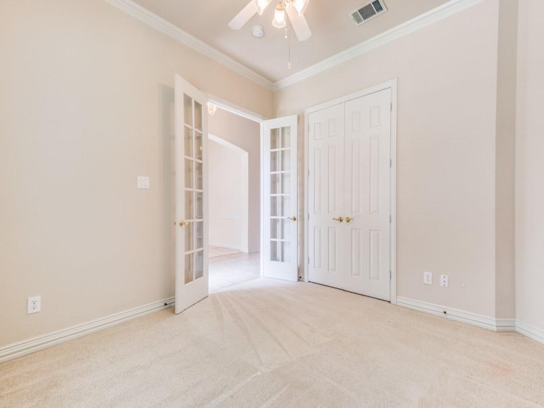Photo 5 of 36 - 2008 Covey Glen Rd, McKinney, TX 75072