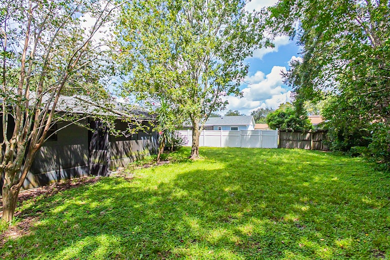 Photo 21 of 21 - 567 Moonraker Ct, Apopka, FL 32712