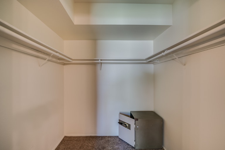 Photo 22 of 33 - 4916 E Surrey Ave, Scottsdale, AZ 85254