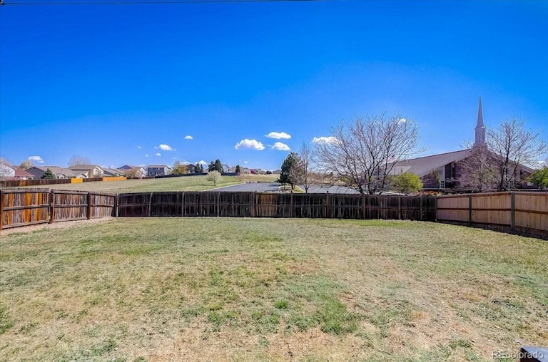 Photo 25 of 30 - 5875 S Quatar Cir, Centennial, CO 80015