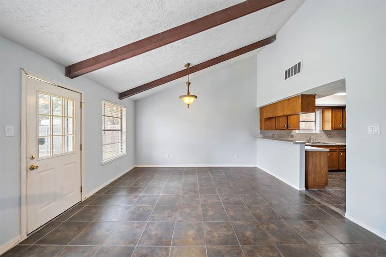 Photo 6 of 20 - 2518 Sage Brush Ln, Sugar Land, TX 77479