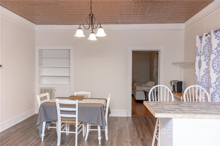 Photo 13 of 20 - 407 E 11th St, Kannapolis, NC 28083