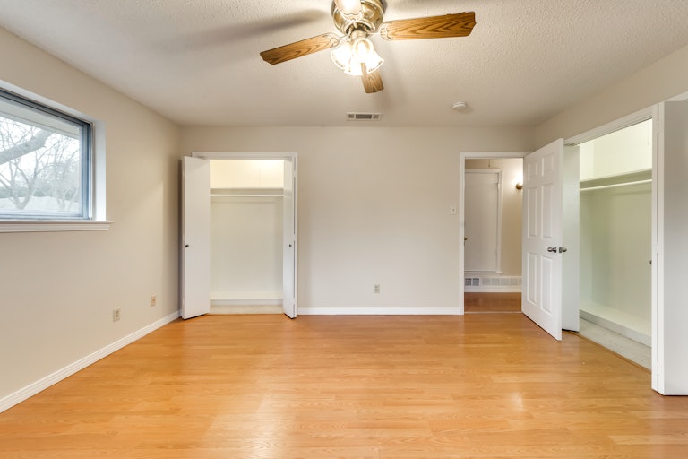 Photo 18 of 30 - 222 Shockley Ave, Desoto, TX 75115