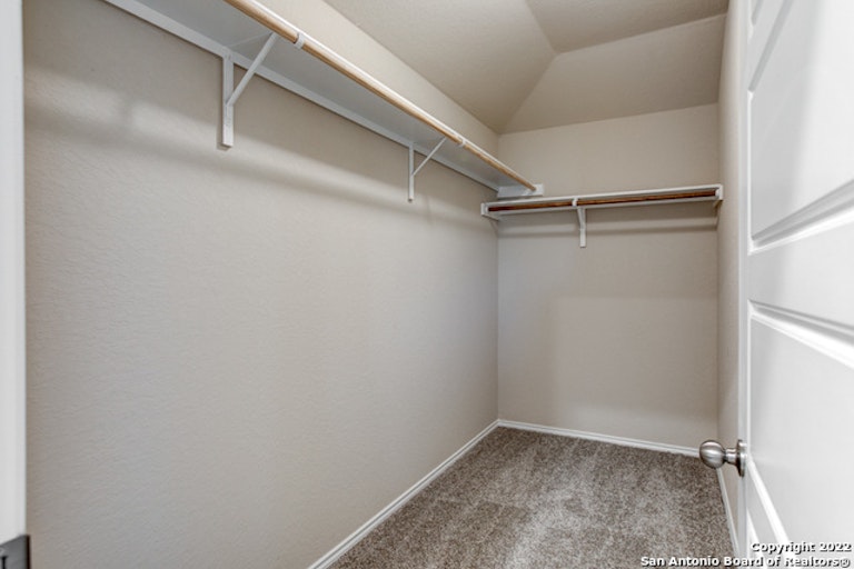 Photo 17 of 27 - 1062 Sixtree Dr, New Braunfels, TX 78130