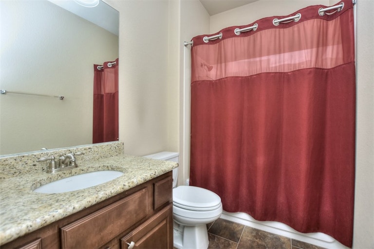 Photo 15 of 27 - 8020 Alophia Dr, Austin, TX 78739
