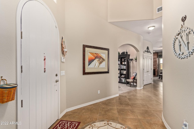 Photo 8 of 37 - 18312 W Ocotillo Ave, Goodyear, AZ 85338