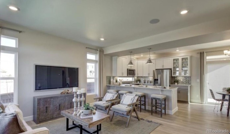 Photo 2 of 3 - 10215 Worchester St, Commerce City, CO 80022