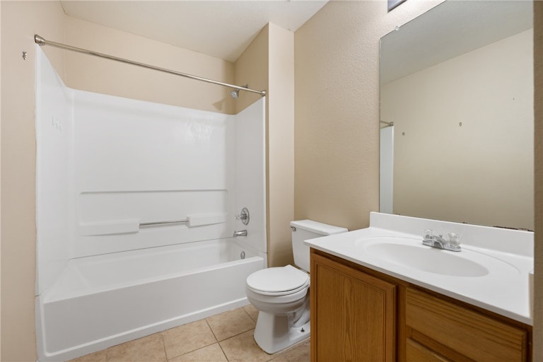 Photo 34 of 39 - 204 Debbie Ann Dr, Leander, TX 78641