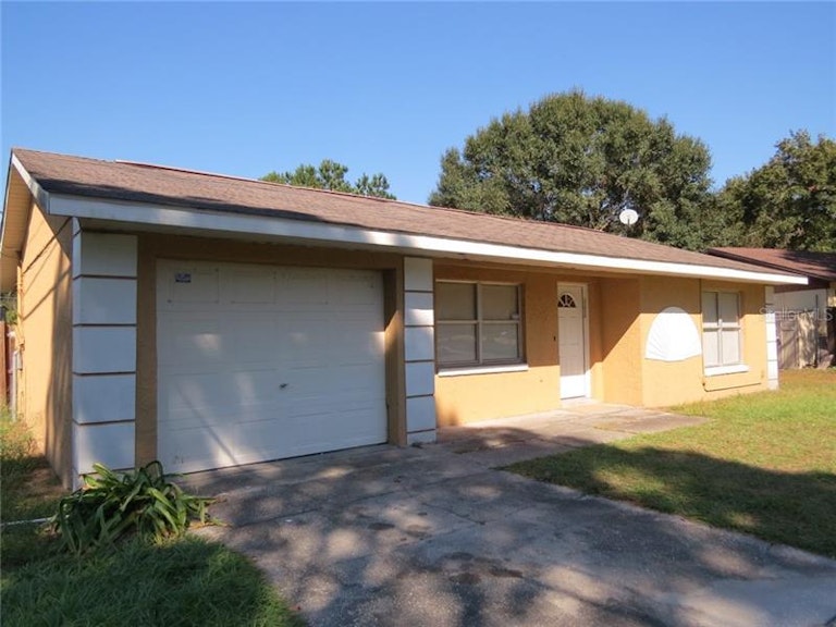 Photo 2 of 18 - 4155 Chowen Dr, Lakeland, FL 33810