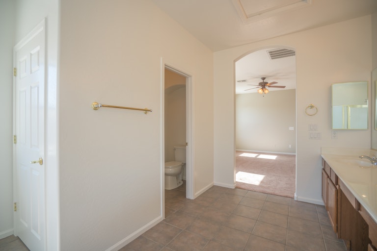 Photo 18 of 36 - 13423 W Citrus Ct, Litchfield Park, AZ 85340