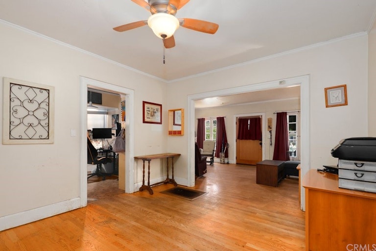 Photo 14 of 38 - 1791 Rose Villa St, Pasadena, CA 91106