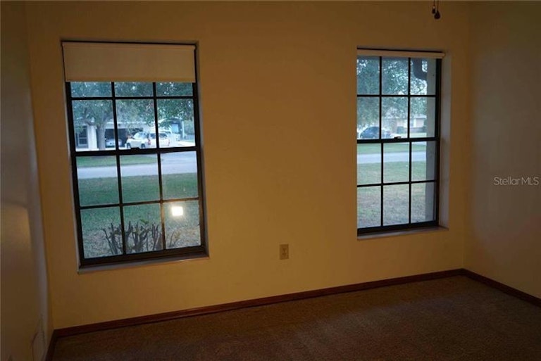 Photo 8 of 19 - 1622 Jewel Dr, Sarasota, FL 34240